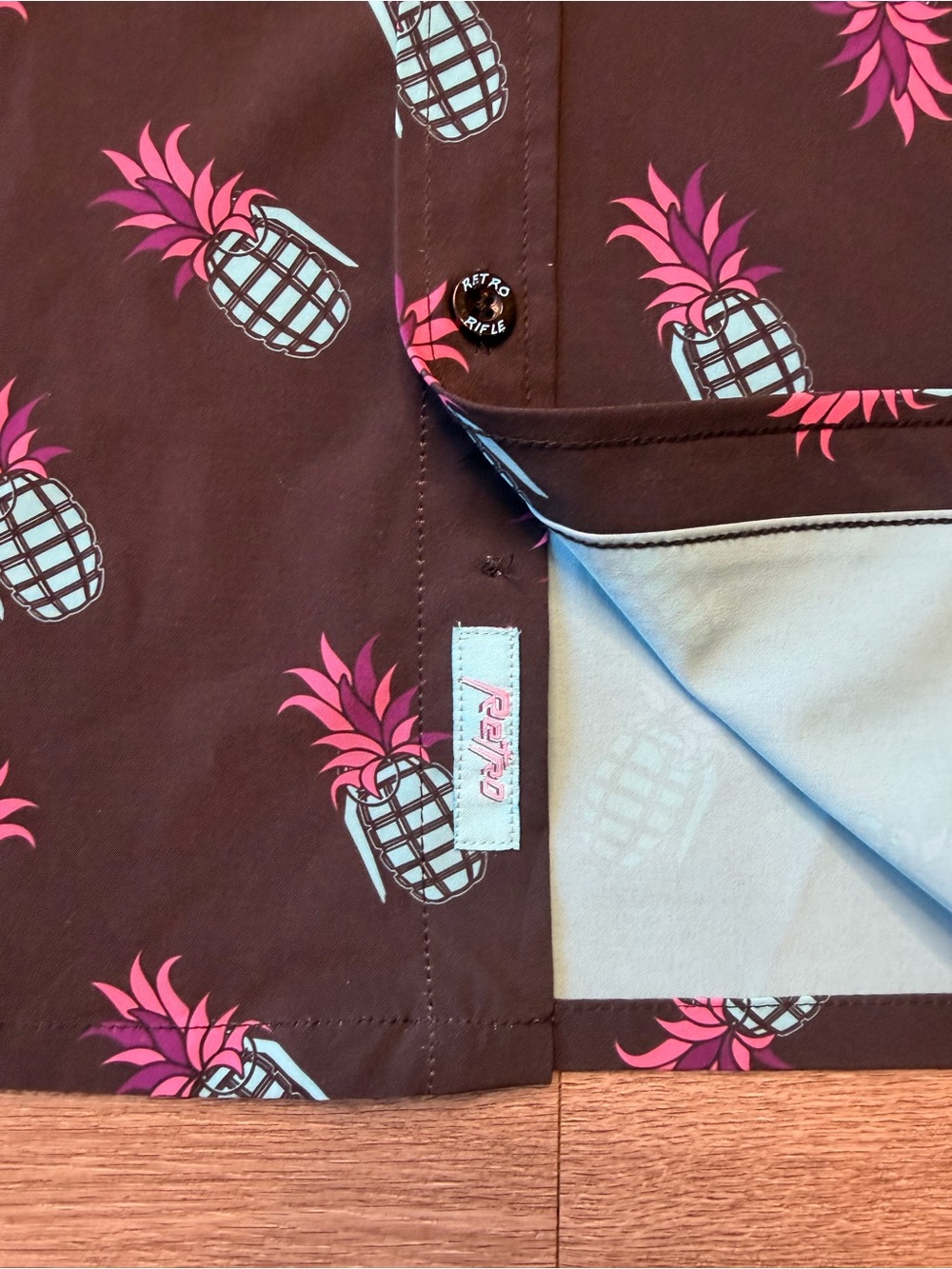 Retro Rifle Painkiller Button Up - Picture 3 of 6
